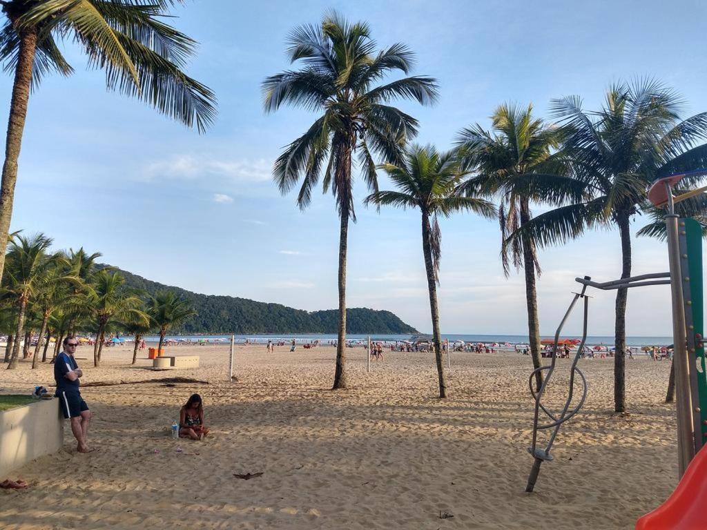 Apto Canto Do Forte - Praia Grande - Local Privilegiado - 100 Metros Da Praia - Internet Inclusa 外观 照片